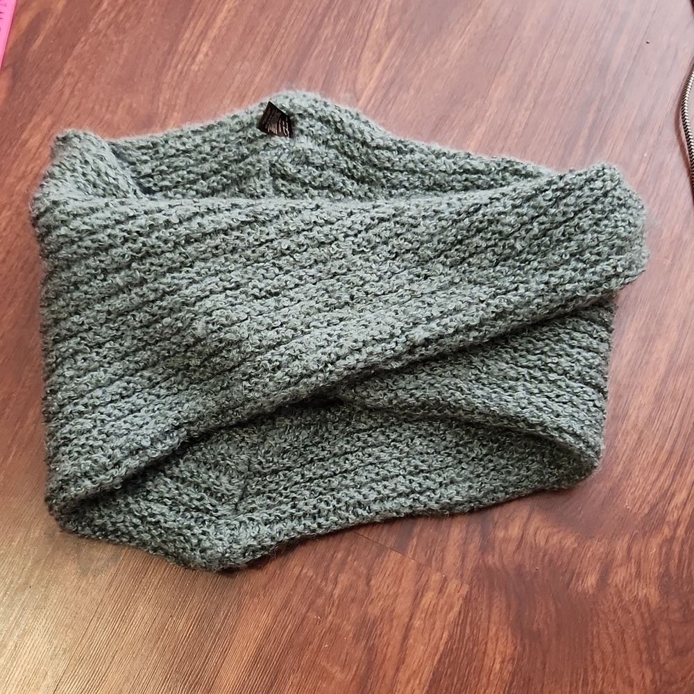 Do Everything In Love Scarf Knit Stretch Infinity Gray
